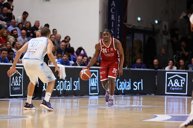 包含里程碑夜马赛篮板制胜，意甲今夜刷纪录，令人意外，数据层面出现新趋势的词条